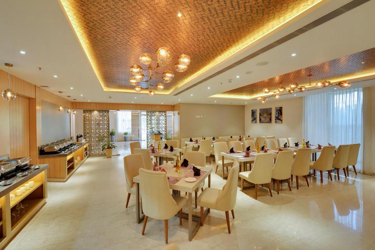 Clarion Hotel Bangalore Yesvantpur Luaran gambar