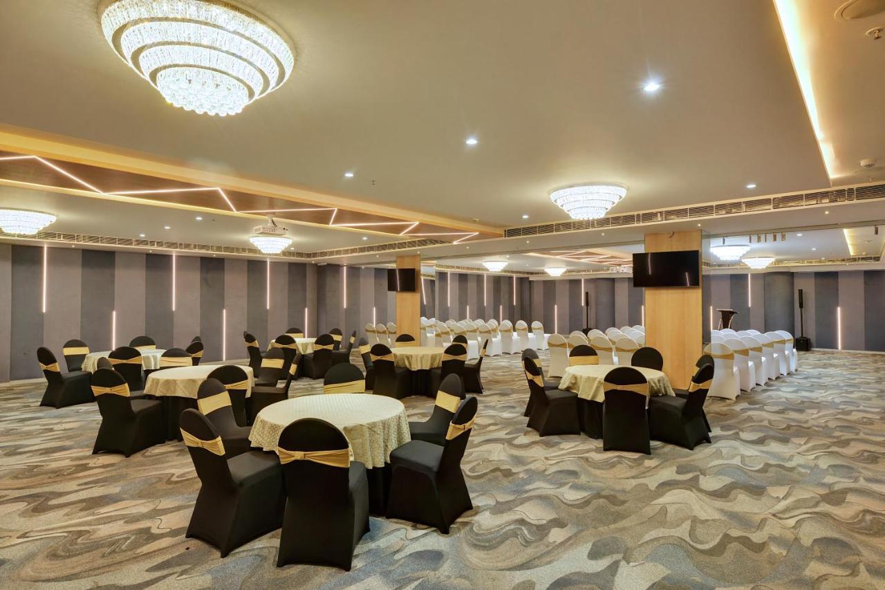 Clarion Hotel Bangalore Yesvantpur Luaran gambar
