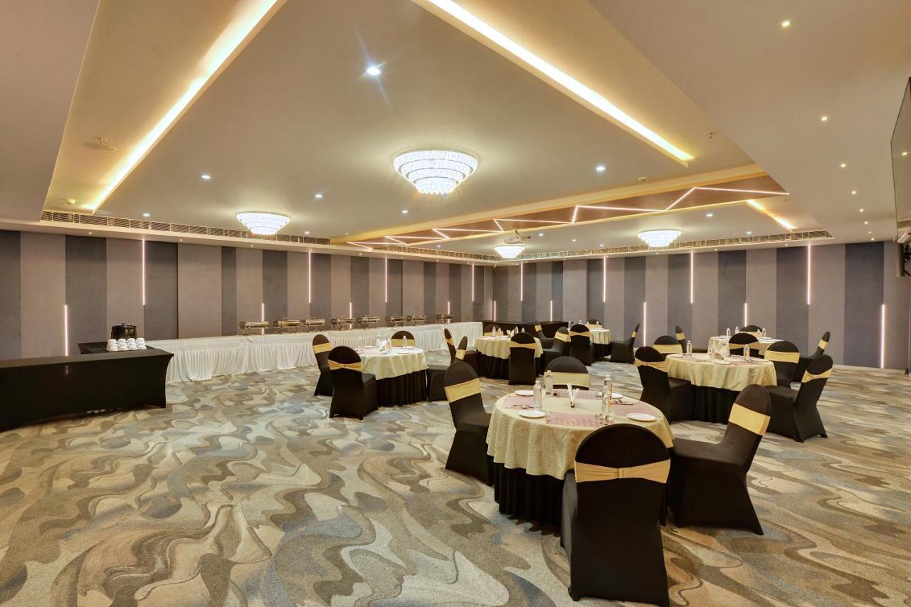 Clarion Hotel Bangalore Yesvantpur Luaran gambar