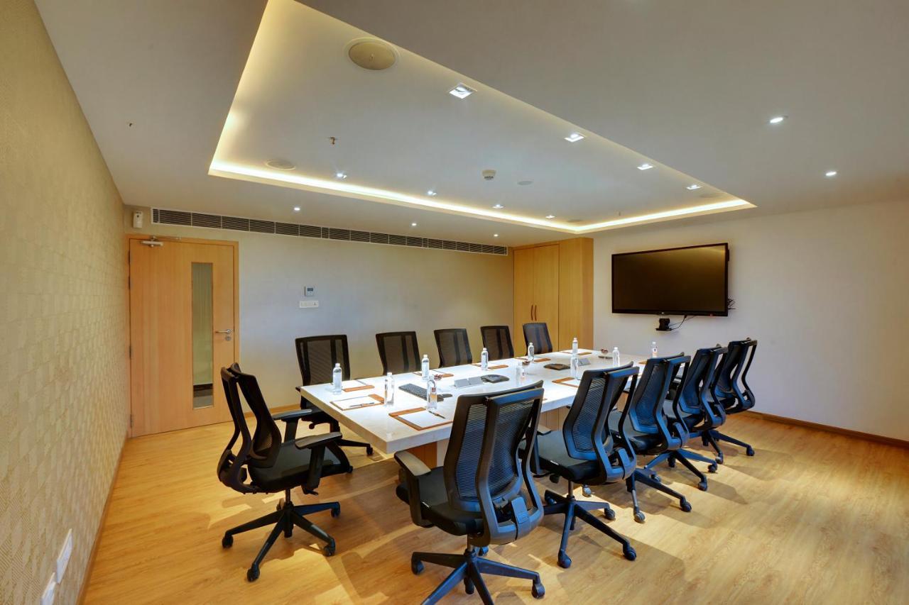 Clarion Hotel Bangalore Yesvantpur Luaran gambar