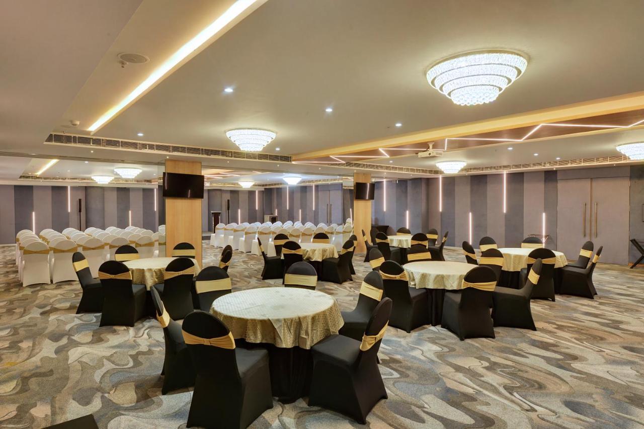 Clarion Hotel Bangalore Yesvantpur Luaran gambar