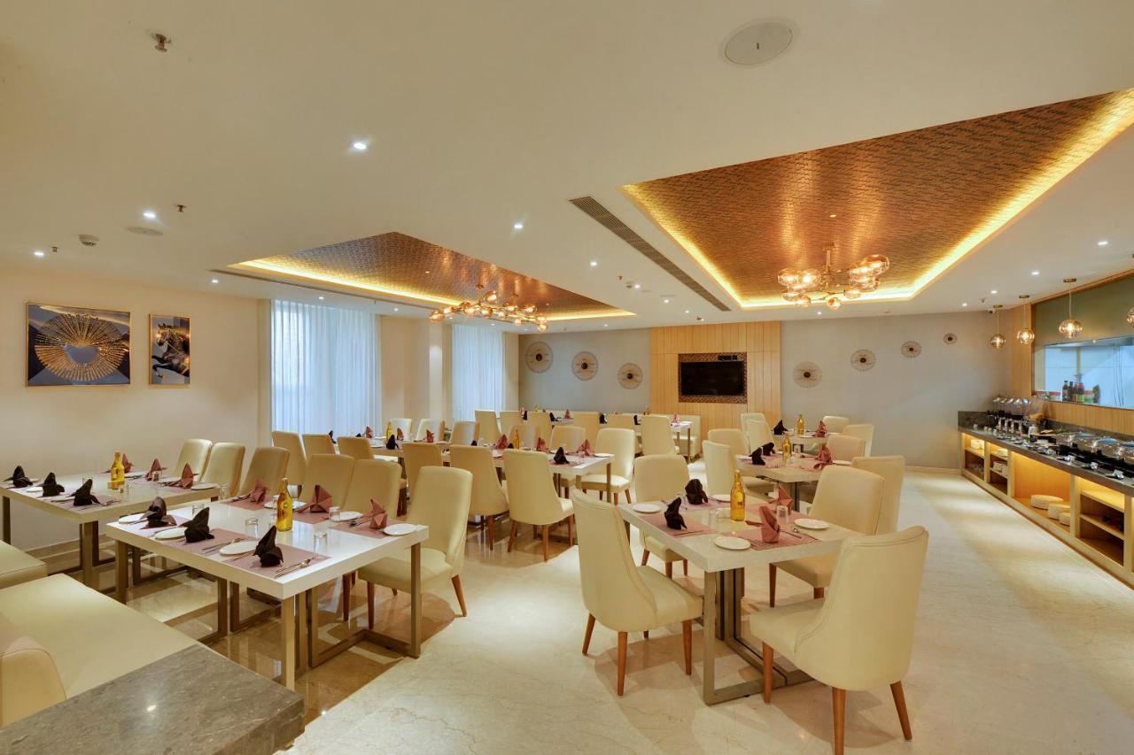 Clarion Hotel Bangalore Yesvantpur Luaran gambar