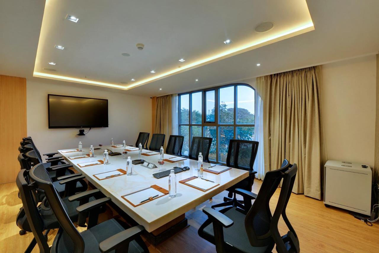 Clarion Hotel Bangalore Yesvantpur Luaran gambar