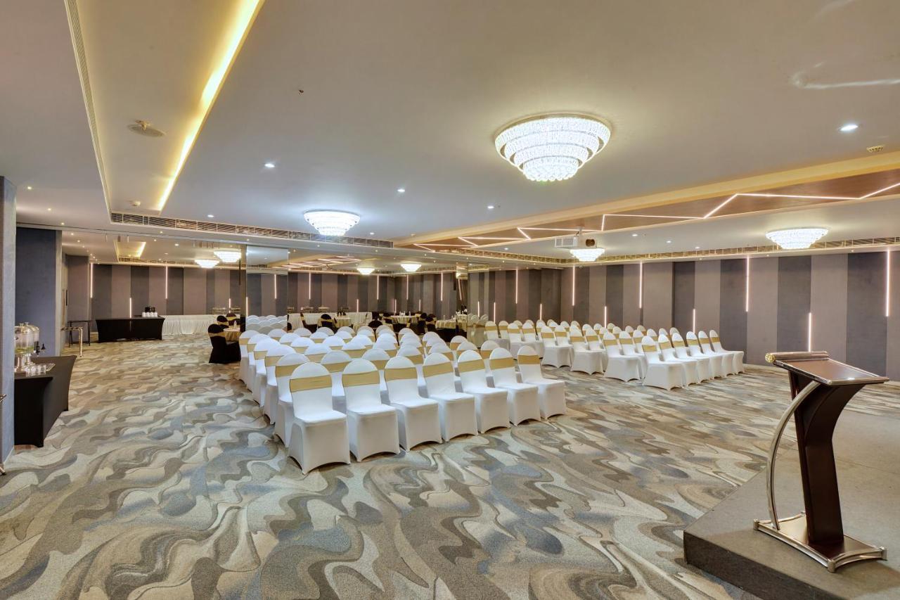 Clarion Hotel Bangalore Yesvantpur Luaran gambar